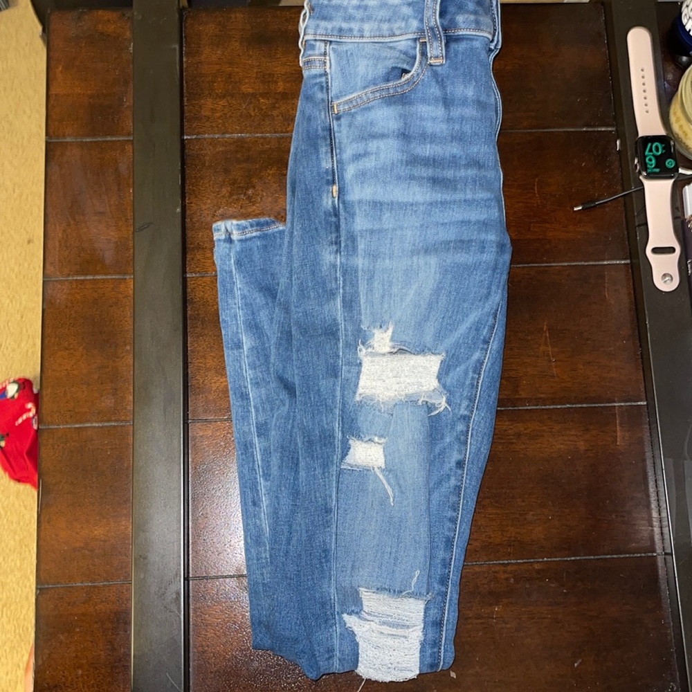 American Eagle Distressed Skinny Jeans